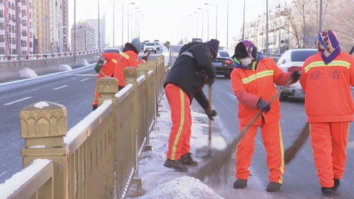 红城户外劳动者 寒冷中彰显城市温暖